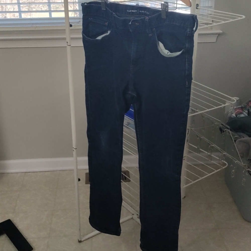 Old Navy Slim Fit jeans 36 waist by 32 inseam